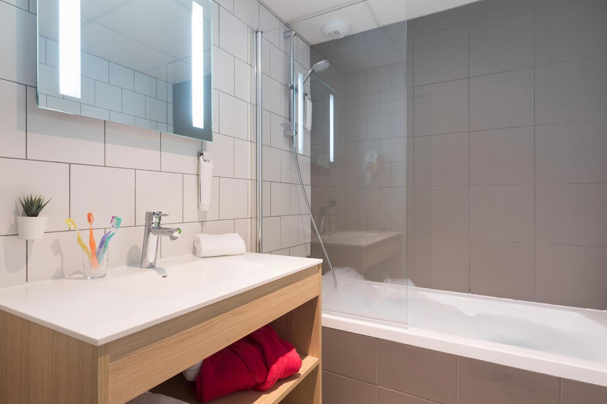 Hotel Matabi Toulouse Gare By Happyculture Екстер'єр фото